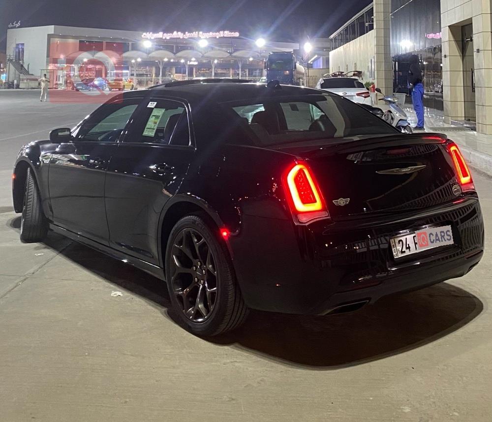 کرایسلەر 300